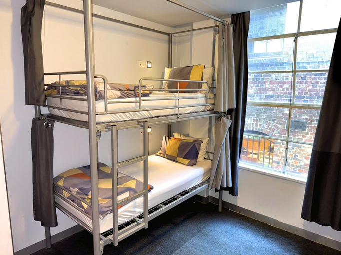 Bedroom 4, Europa Melbourne, Melbourne