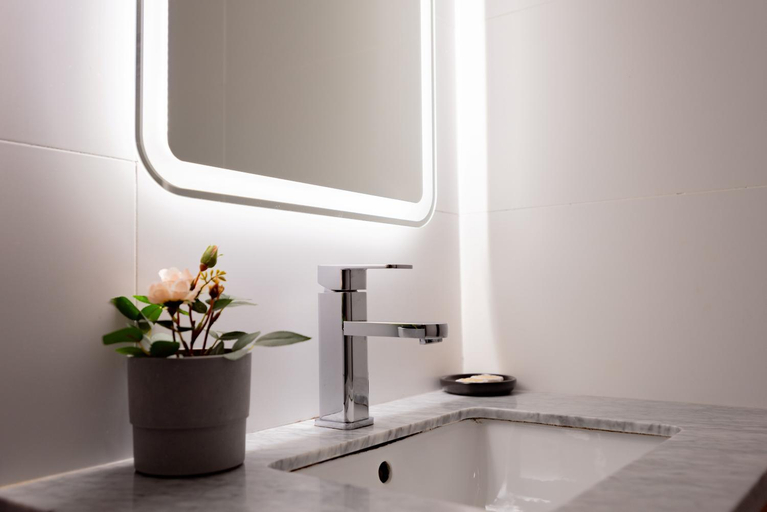 Bathroom 15
