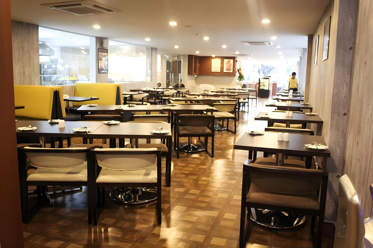 Food & Drinks 5, BRYQS Hotel, Kuala Lumpur