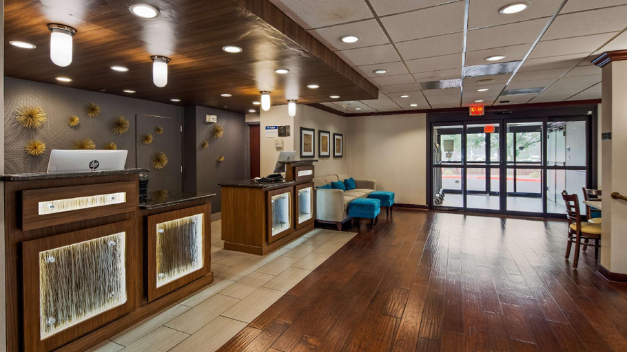 Public Area 2, Clarion Pointe near Medical Center, Bexar