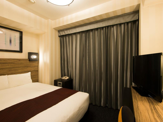 Bedroom 24