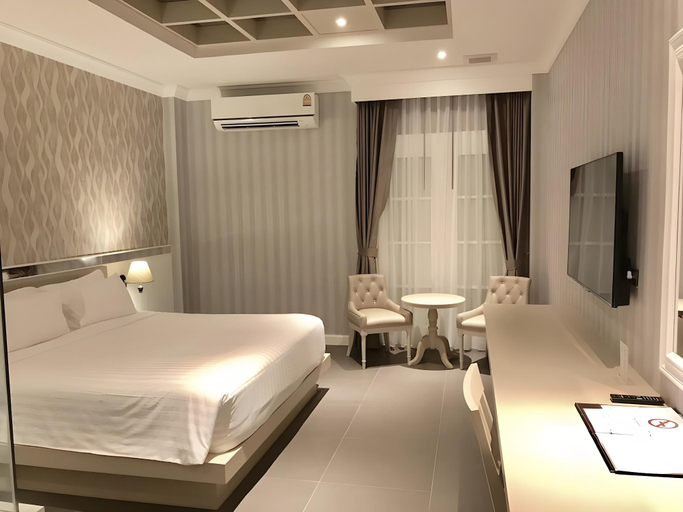 Bedroom 8