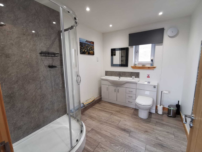 Bathroom 3, Skye Stays, Highland