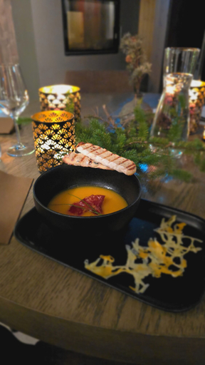 Food & Drinks 5, Hemmingodden Lodge, Vestvågøy