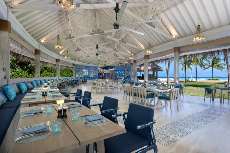 Food & Drinks 5, Ifuru Island Maldives, Raa Atoll