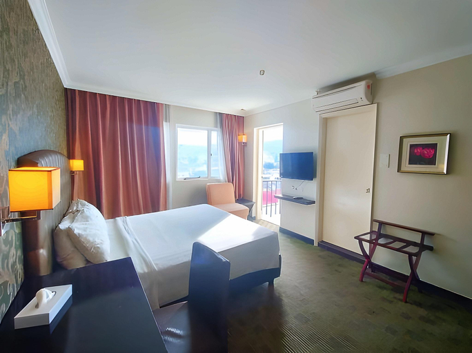 Bedroom 14