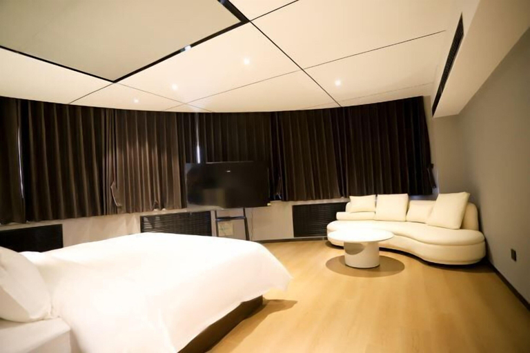 Bedroom 2, Peoples Hotel, Lanzhou