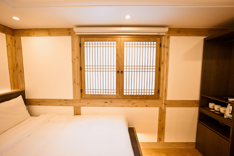 Bedroom 18