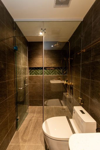 Bathroom 4