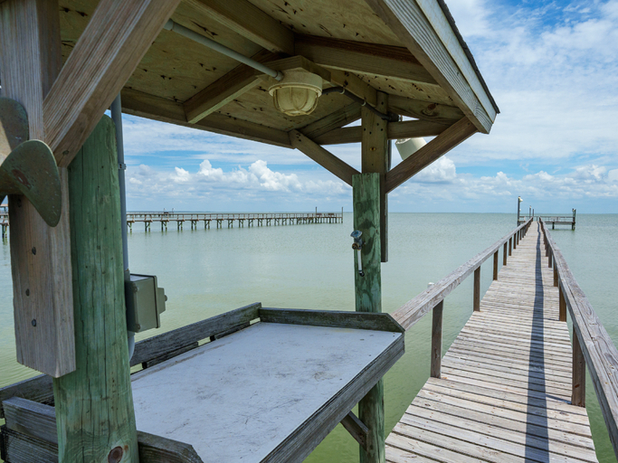 Others 5, The Castaway, Aransas