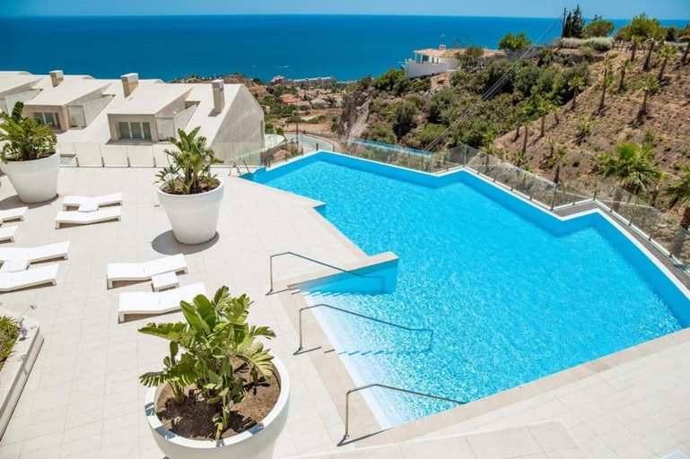 Pool 4, Apartment Sleeps 4 With Gym & Spa, Málaga