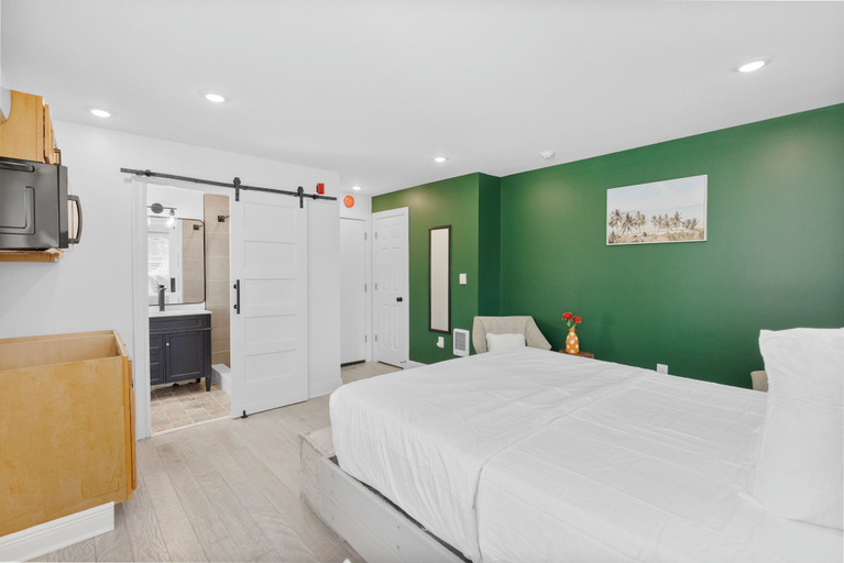 Others 5, Extended Stay Comfy Suites FT, Philadelphia
