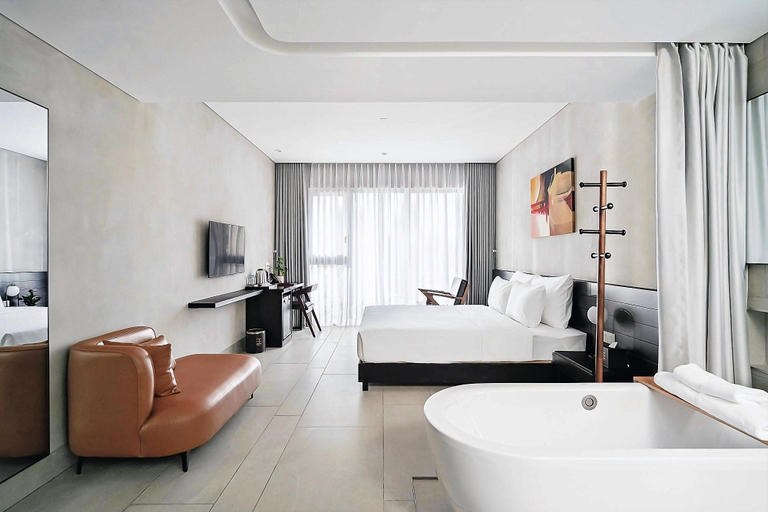 Bathroom 17