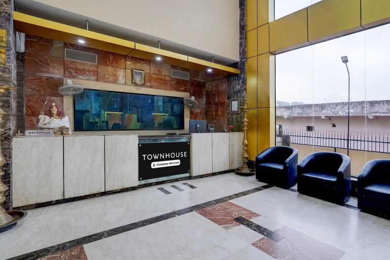 Reception 5, Super Townhouse Koyambedu Royal Plaza, Chennai