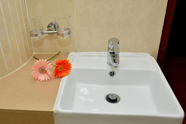 Bathroom 4