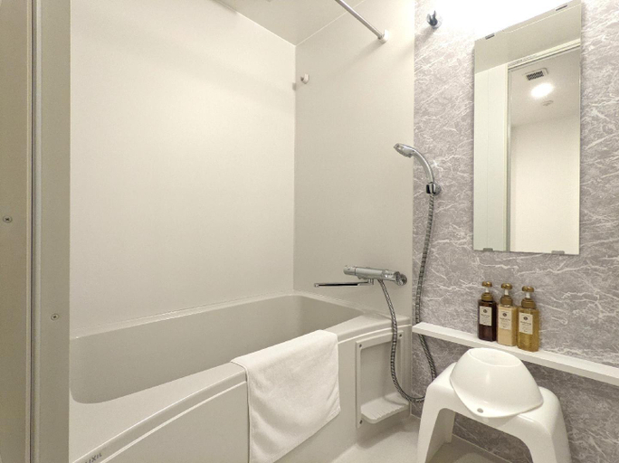Bathroom 4