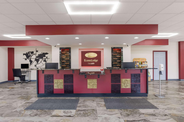 Public Area 2, Econo Lodge Cave City, Barren