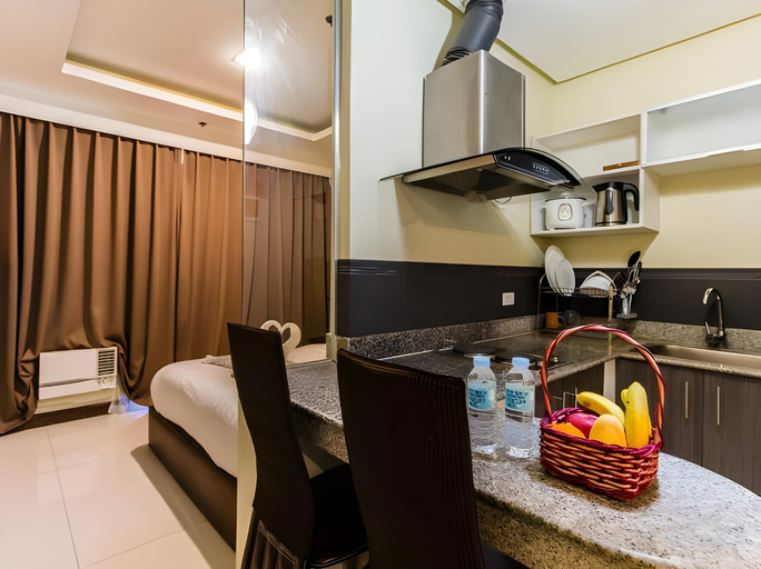Dining Room 14
