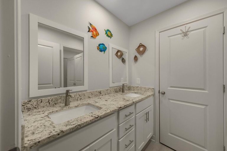 Bathroom 3, Sea Glass 304, Baldwin