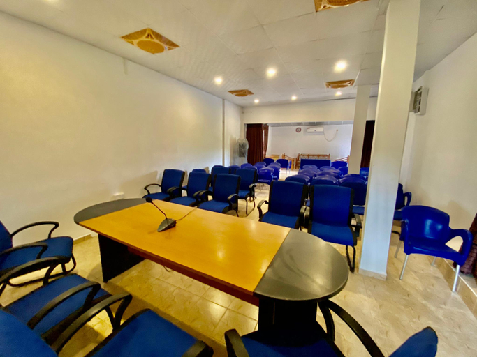 Others 3, Green Villa, Addalachchenai