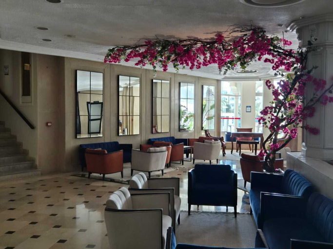 Food & Drinks 5, Golf Residence- Family Only, Hammam Sousse