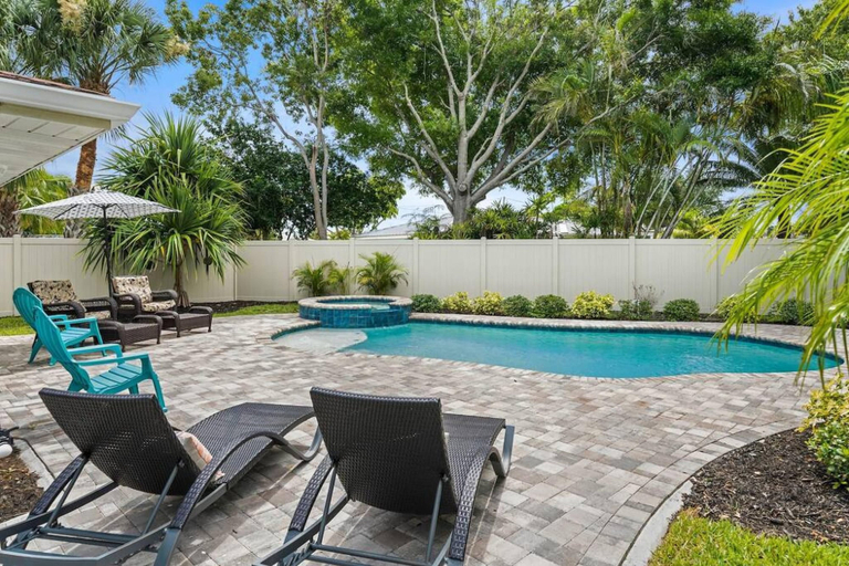 Exterior, Home with Pool & Hot Tub Close to Beach, Pinellas
