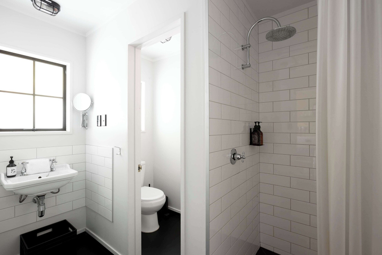 Bathroom 5, Sherwood Queenstown, Queenstown-Lakes