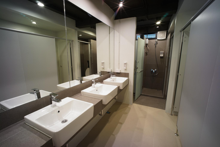 Bathroom 2