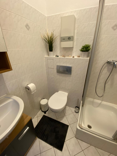 Bathroom 3, Ferienwohnung König Georg, Leipzig