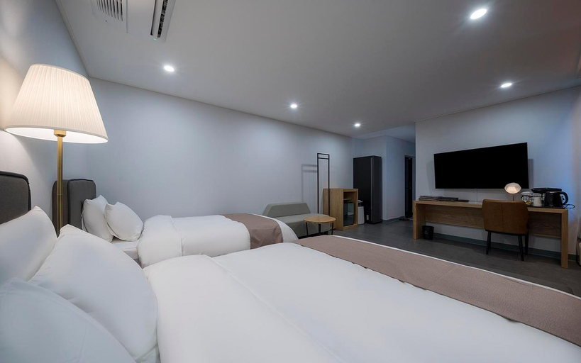 Bedroom 4, Andong Brown Dot Pungsan branch, Andong