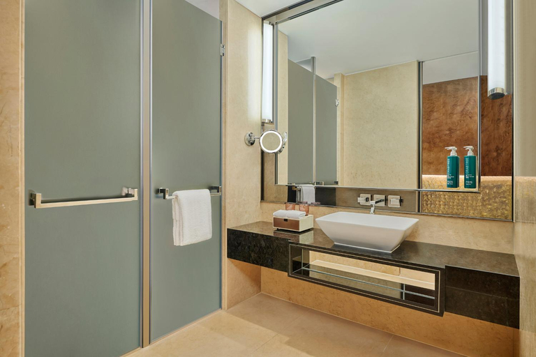 Bathroom 12