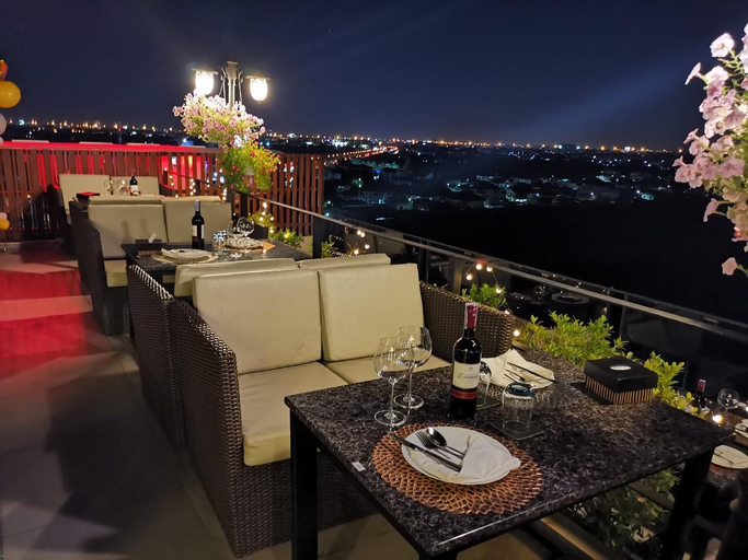 Food & Drinks 5, Sky Dome Resotel, Lat Phrao