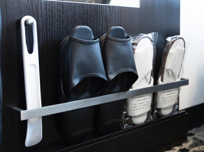 Amenities 6
