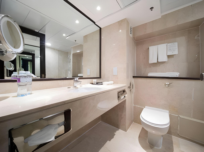 Bathroom 7
