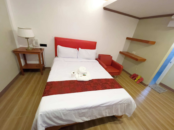 Bedroom 3, Red Apple Hotel and Resort Batangas, San Juan