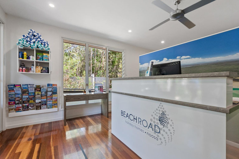 Public Area 4, Beach Road Holiday Homes, Noosa Bal
