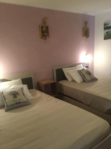 Bedroom 3, la casa fra gli ulivi, La Spezia