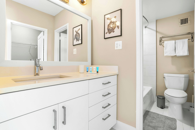 Bathroom 3, Crystal City Apartments near 15th Street - We Host, Arlington
