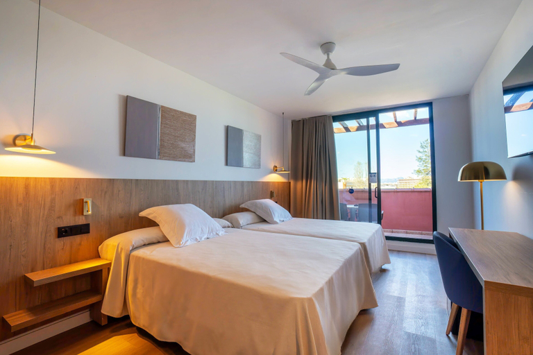 Bedroom 4, Ohtels Vila Romana, Tarragona