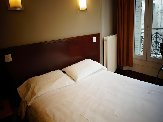 Bedroom 3, Hotel des Arts Bastille, Paris