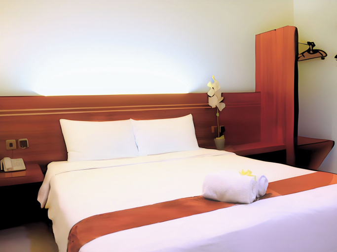 Bedroom 8