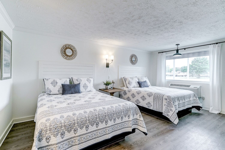 Bedroom 3, Dockside Inn, Middlesex
