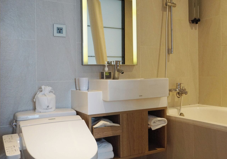 Bathroom 4, Royal Inn Taipei Nanxi, Taipei City
