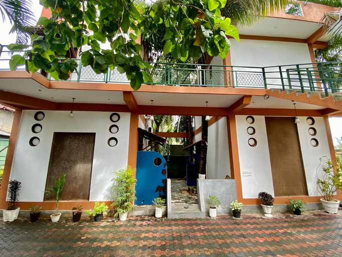 Others 2, Green Villa, Addalachchenai