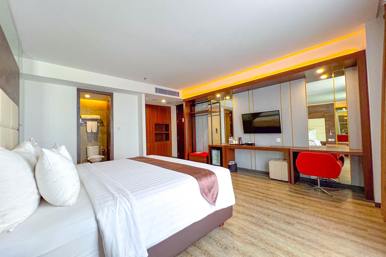 Bedroom 12