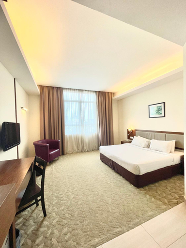 Bedroom 13