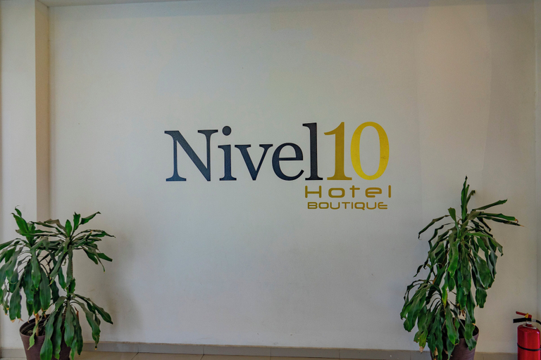 Others 5, Motel & Hotel Nivel 10, Manzanillo