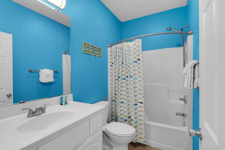 Bathroom 3, Chihuahua Flats, Walton