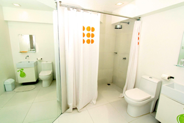 Bathroom 4, Islands Stay Hotels - Mactan, Lapu-Lapu City