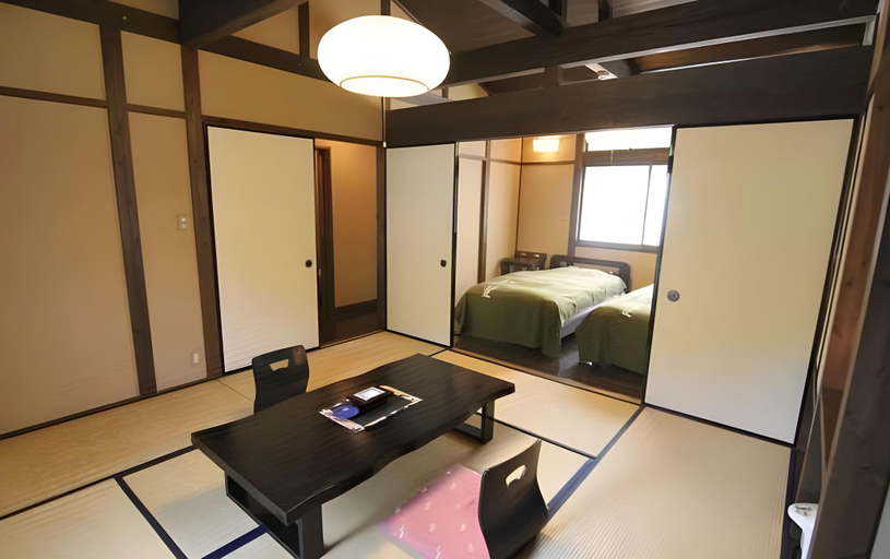 Bedroom 2, Yufuin Ryokan Wazanho, Yufu